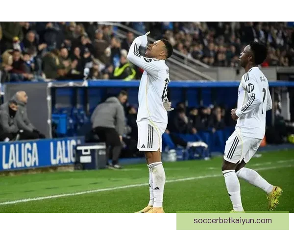 塞维利亚近期欧战表现稳健，球队状态持续提升，力争再创佳绩