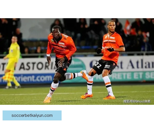 尼斯中路渗透战术近期表现稳健，进攻组织持续提升